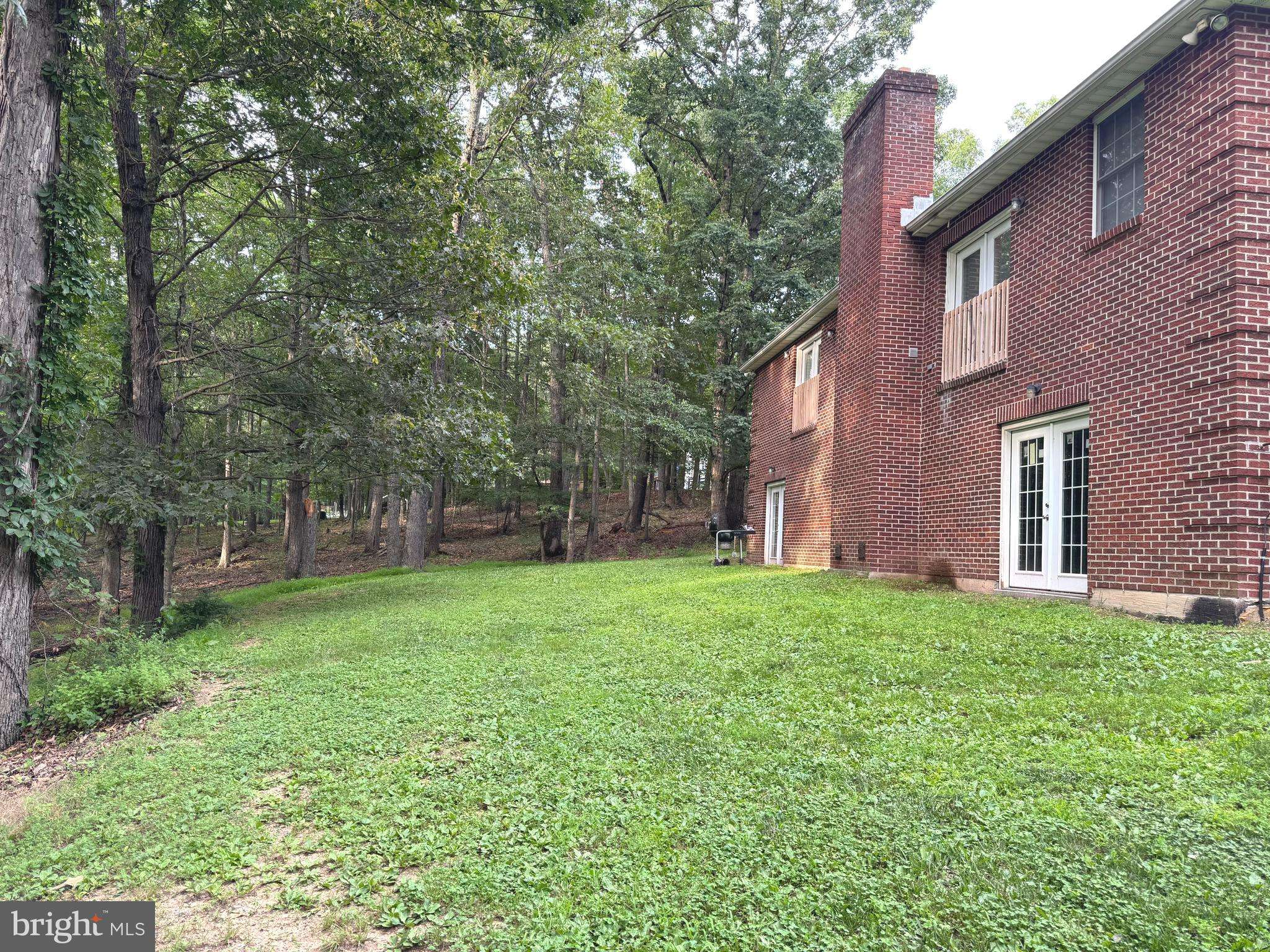 Cross Junction, VA 22625,311 AKERN LN