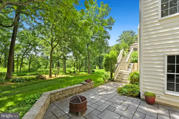 Leesburg, VA 20175,40623 CANONGATE DR