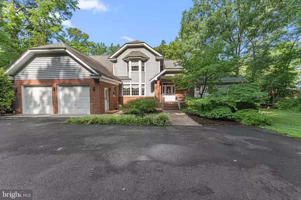 Reedville, VA 22539,226 CROWDER POINT DR