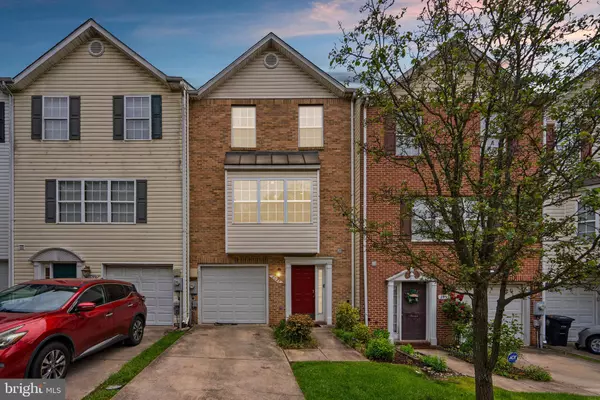 Landover, MD 20785,2537 MARKHAM LN