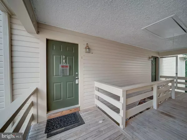 Reston, VA 20191,2233 LOVEDALE LN #UNIT I