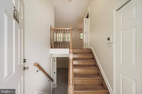 Reisterstown, MD 21136,231 CANDYTUFT RD