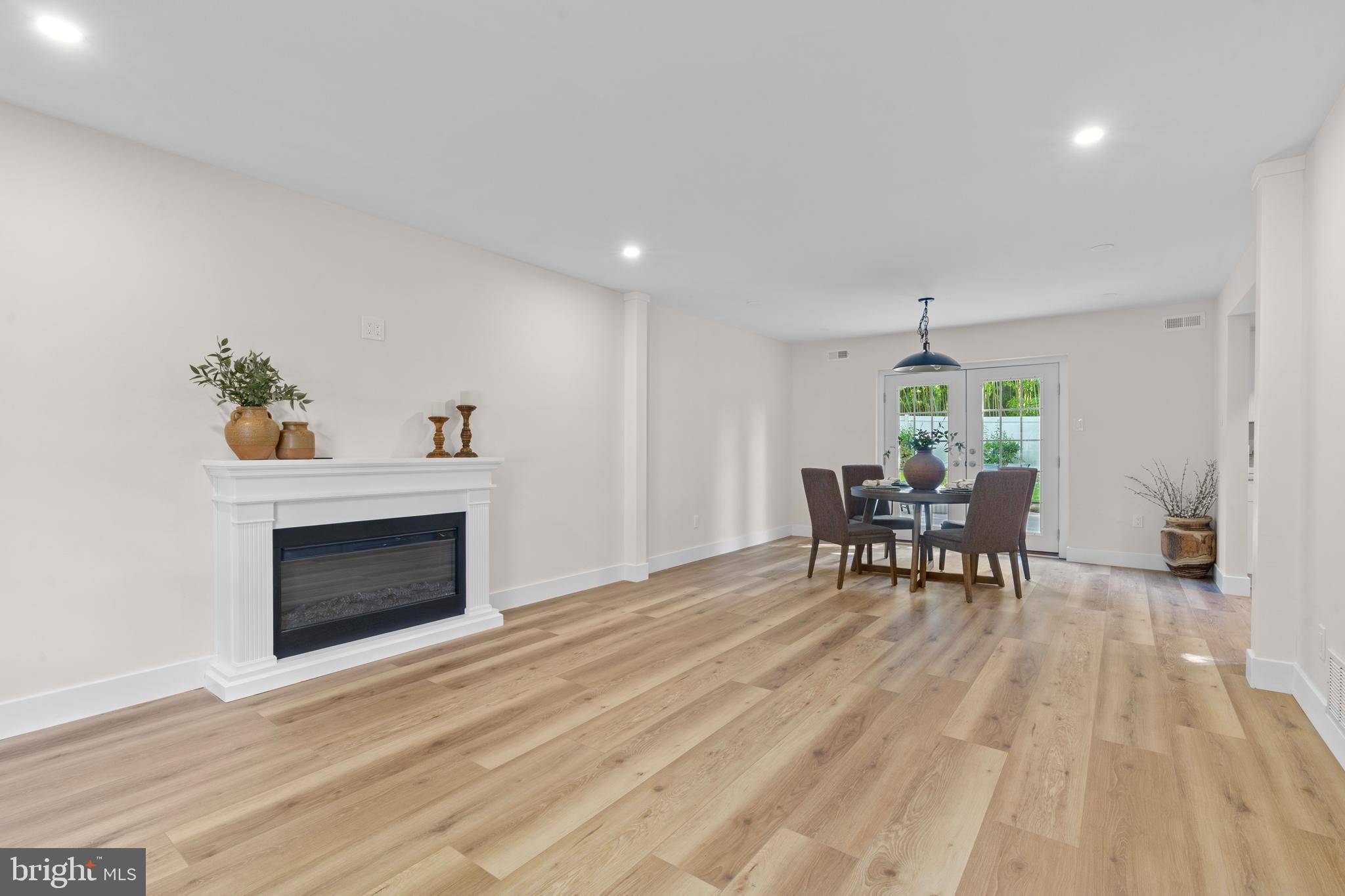 Southampton, PA 18966,480 YALE DR