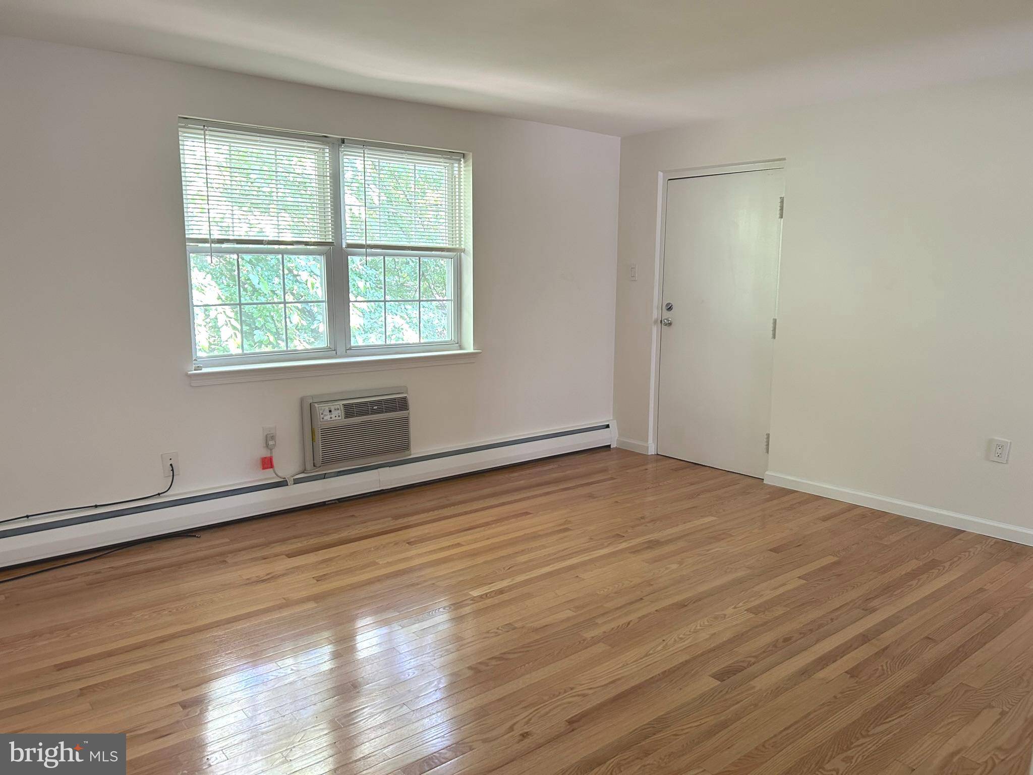 Ardmore, PA 19003,132 CRICKET AVE #2-C
