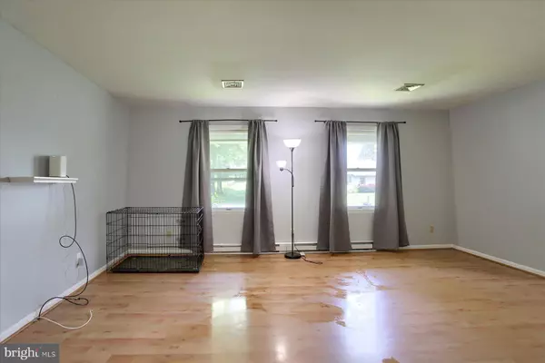 Harrisburg, PA 17112,7925 RIDER LN