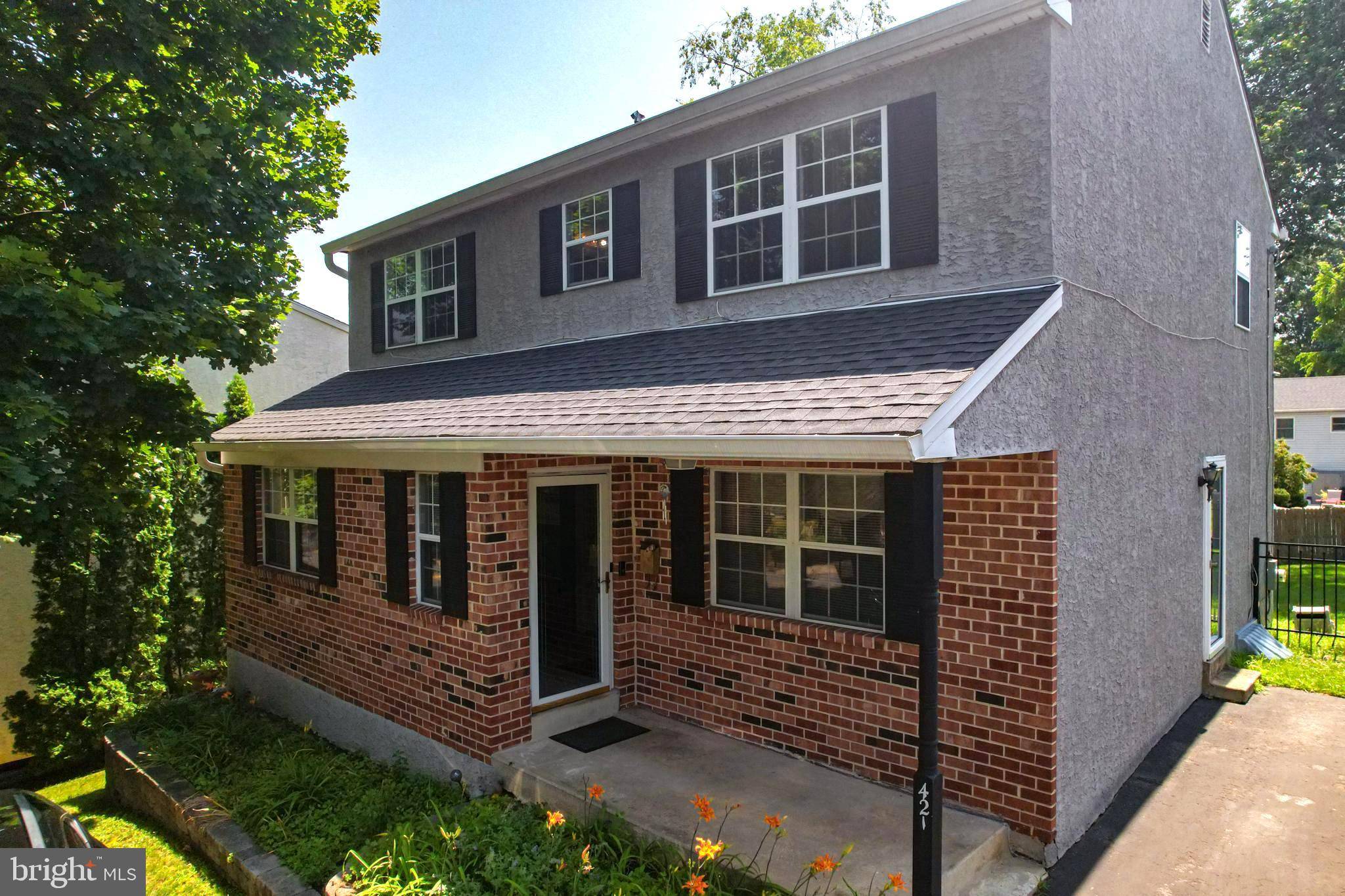 Havertown, PA 19083,421 E EAGLE RD