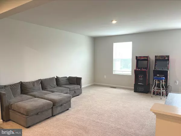 Locust Grove, VA 22508,2884 FARZI CIR