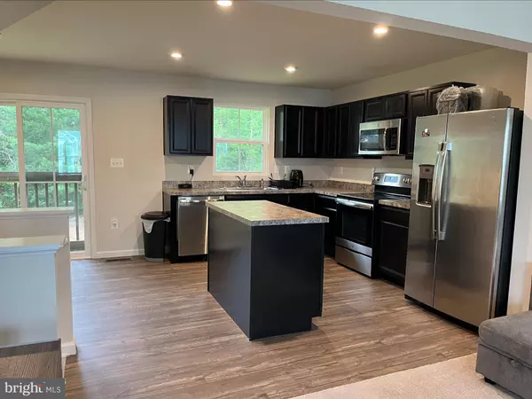 Locust Grove, VA 22508,2884 FARZI CIR
