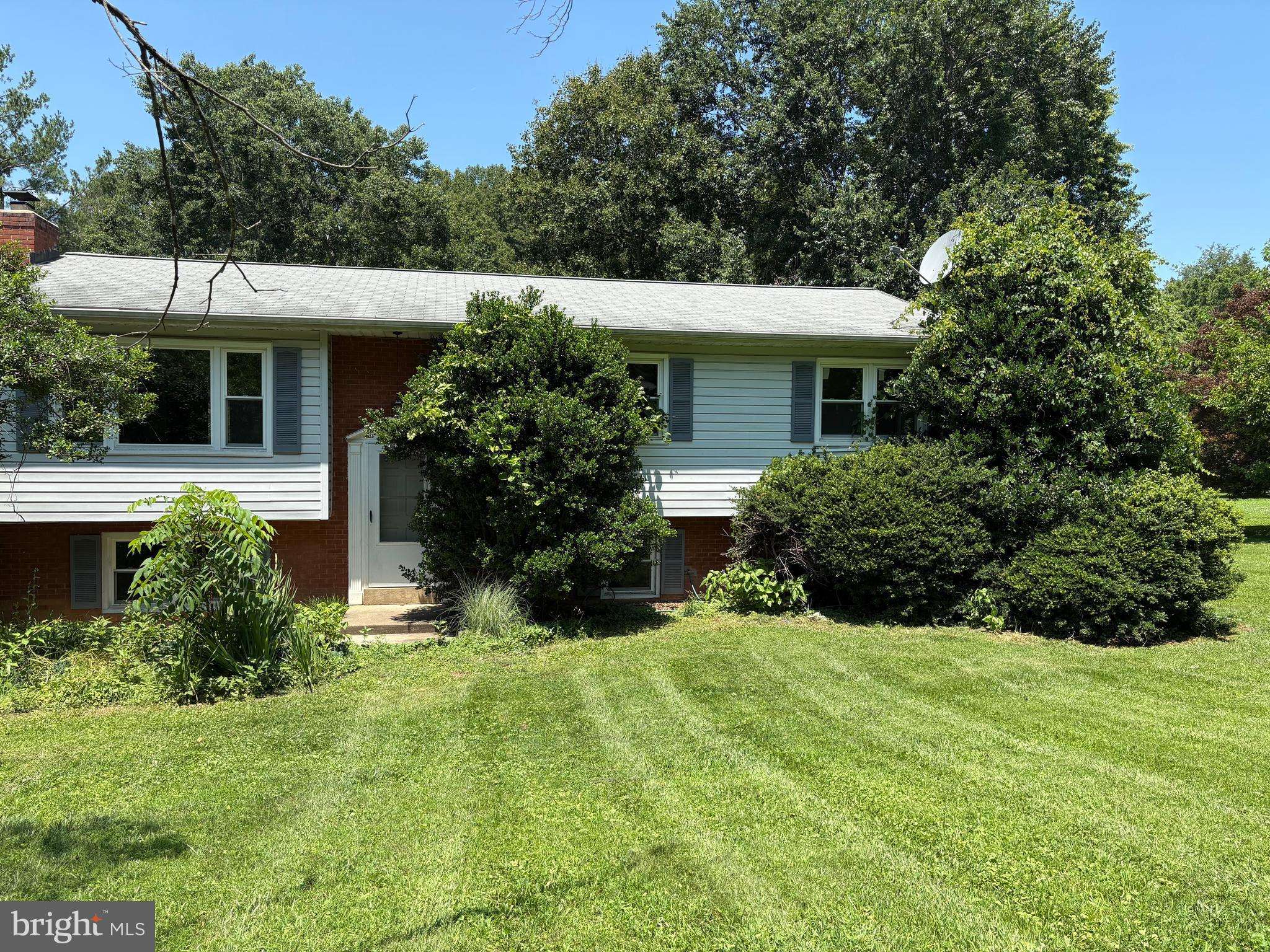 7008 GRAYS MILL RD, Warrenton, VA 20187