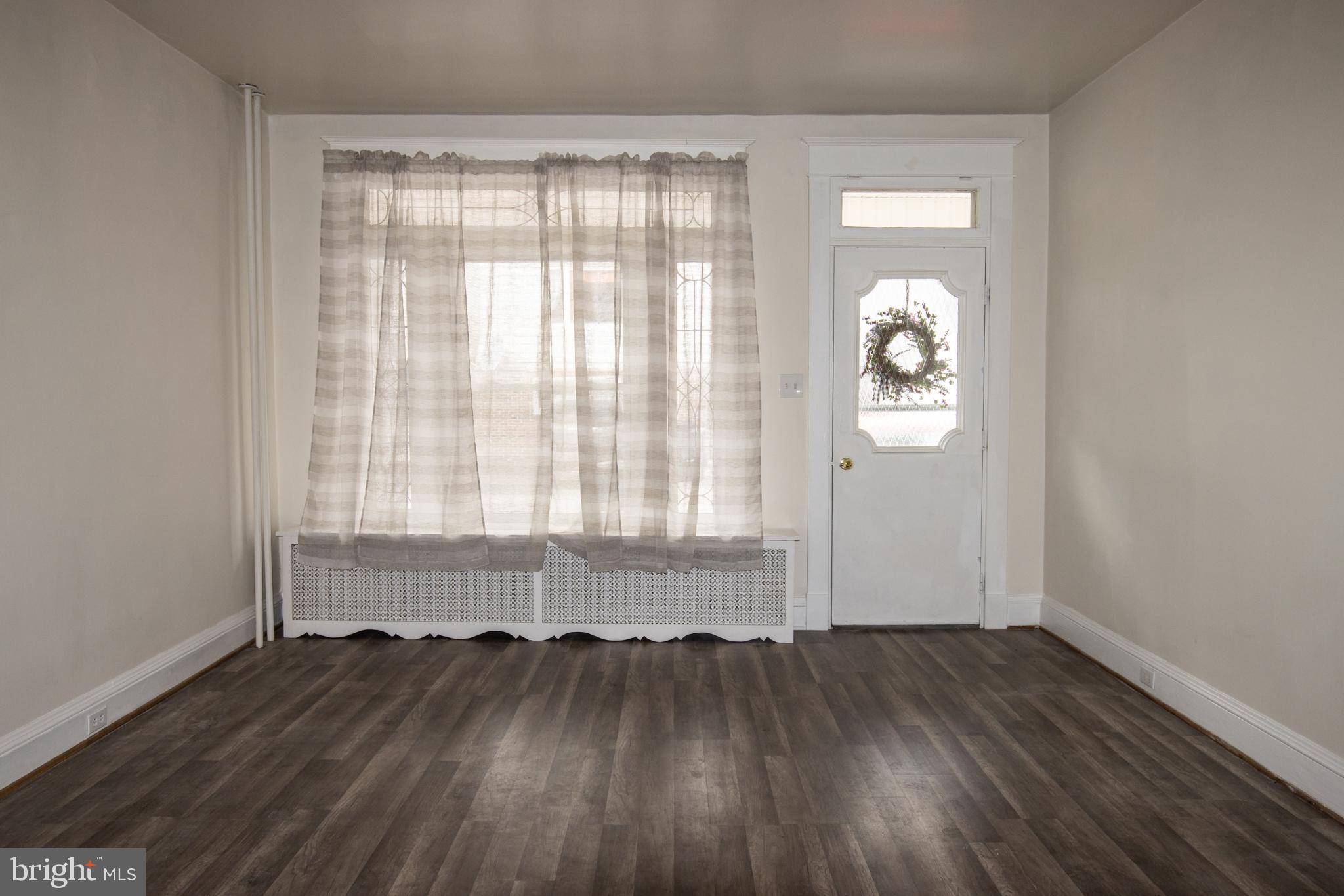 Shenandoah, PA 17976,102 SCHUYLKILL AVE