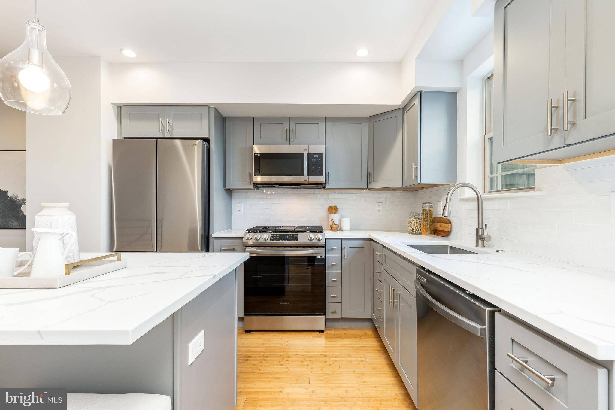 Philadelphia, PA 19146,1536 S CLEVELAND ST