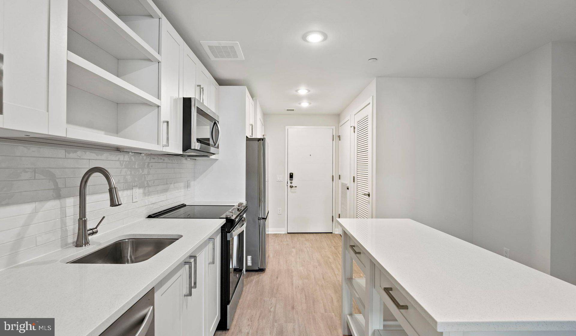 Washington, DC 20016,3990 UPTON ST NW #1B-PARC-PH717