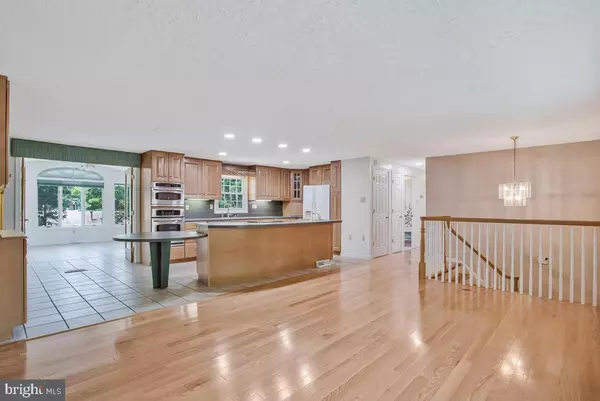 Waldorf, MD 20601,1405 HARWICH CIR