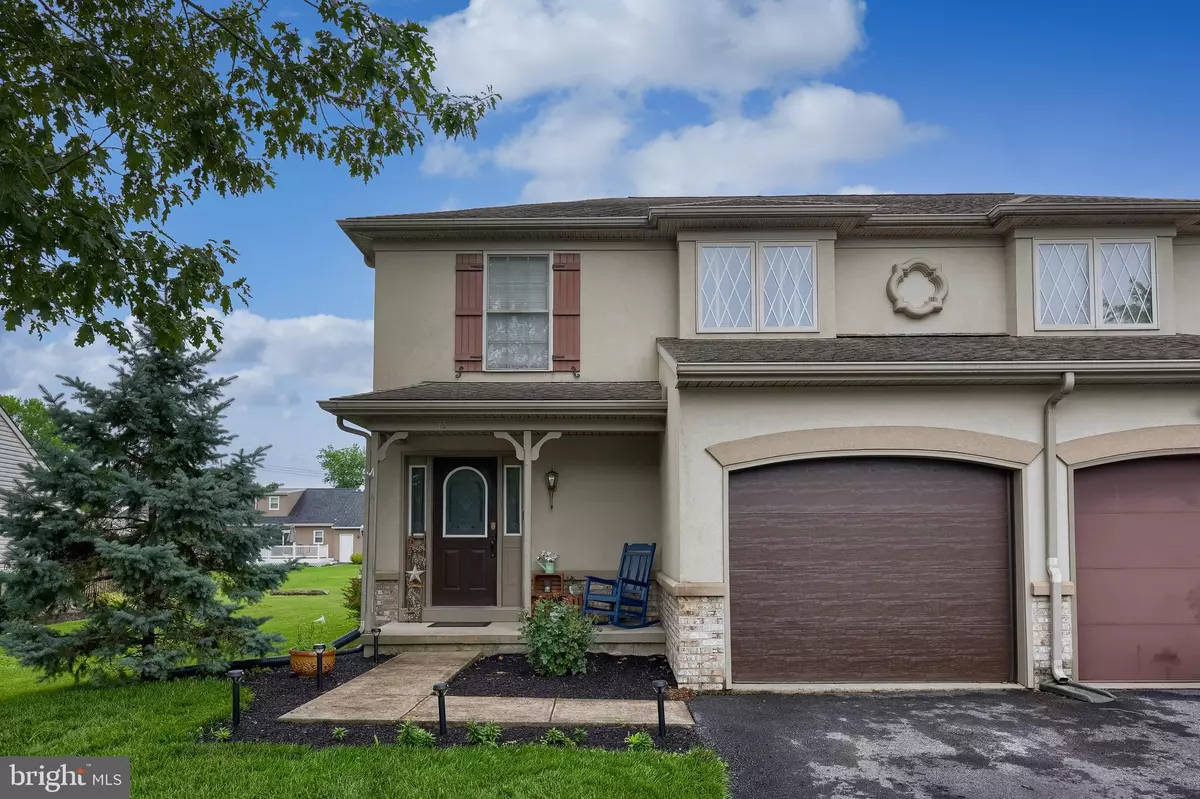 Ephrata, PA 17522,35 EAGLE DR