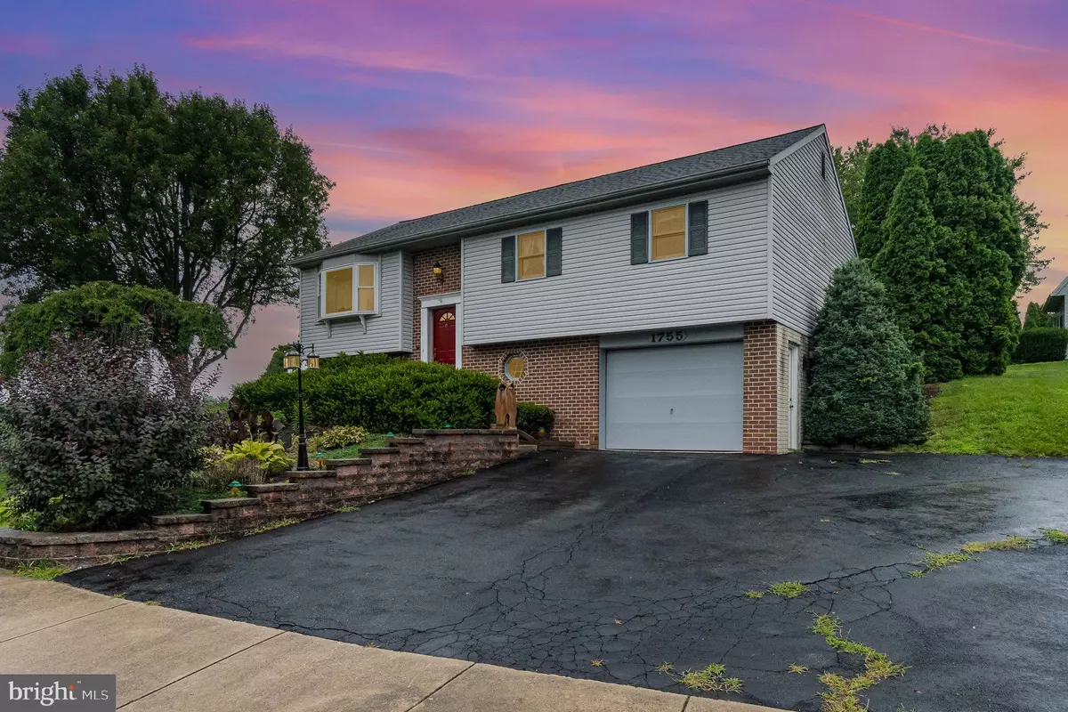 Lancaster, PA 17603,1755 SOUTHPORT DR