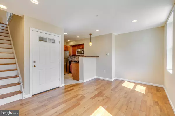 662 N 33RD ST #3, Philadelphia, PA 19104