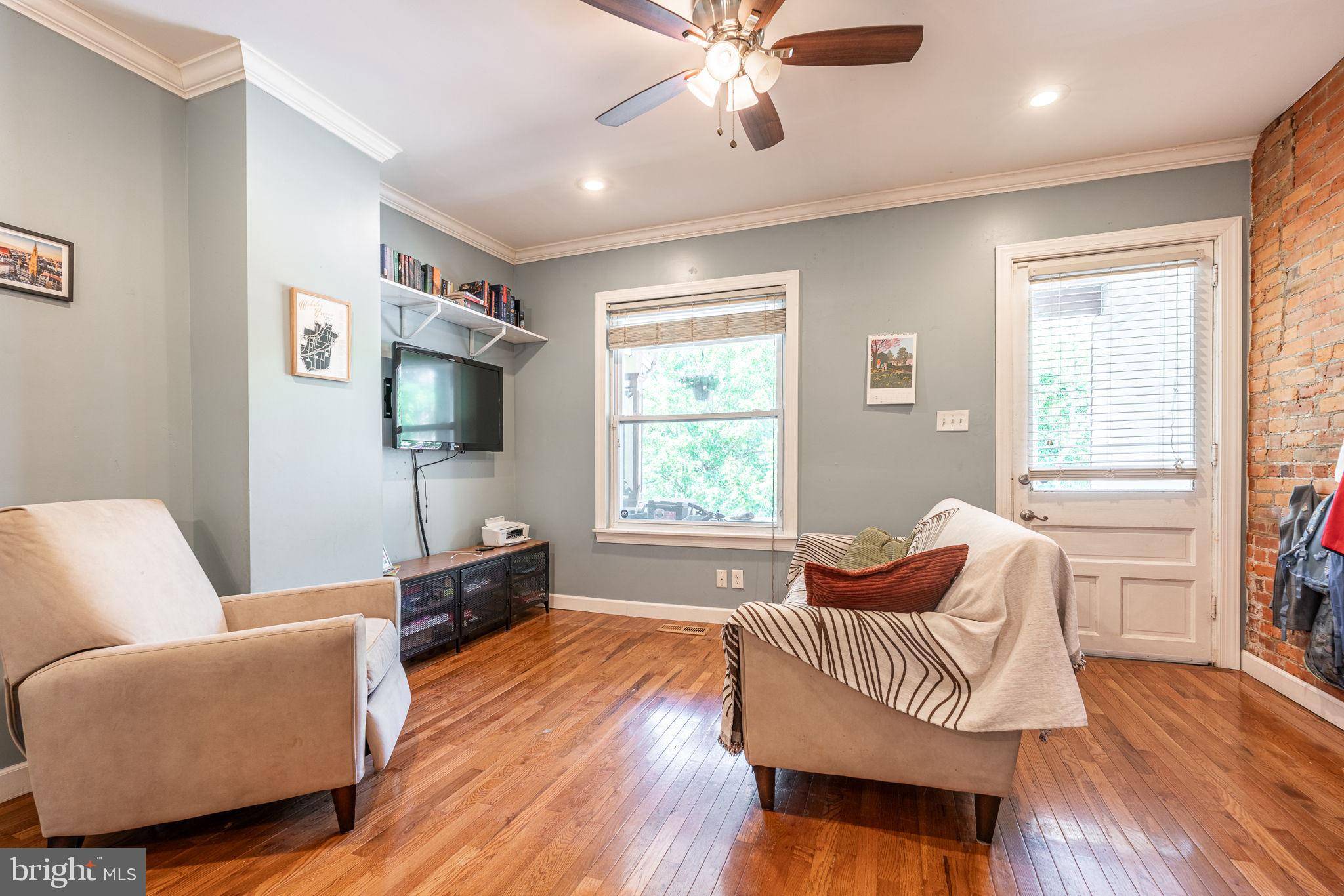 Philadelphia, PA 19143,1055 S 50TH ST