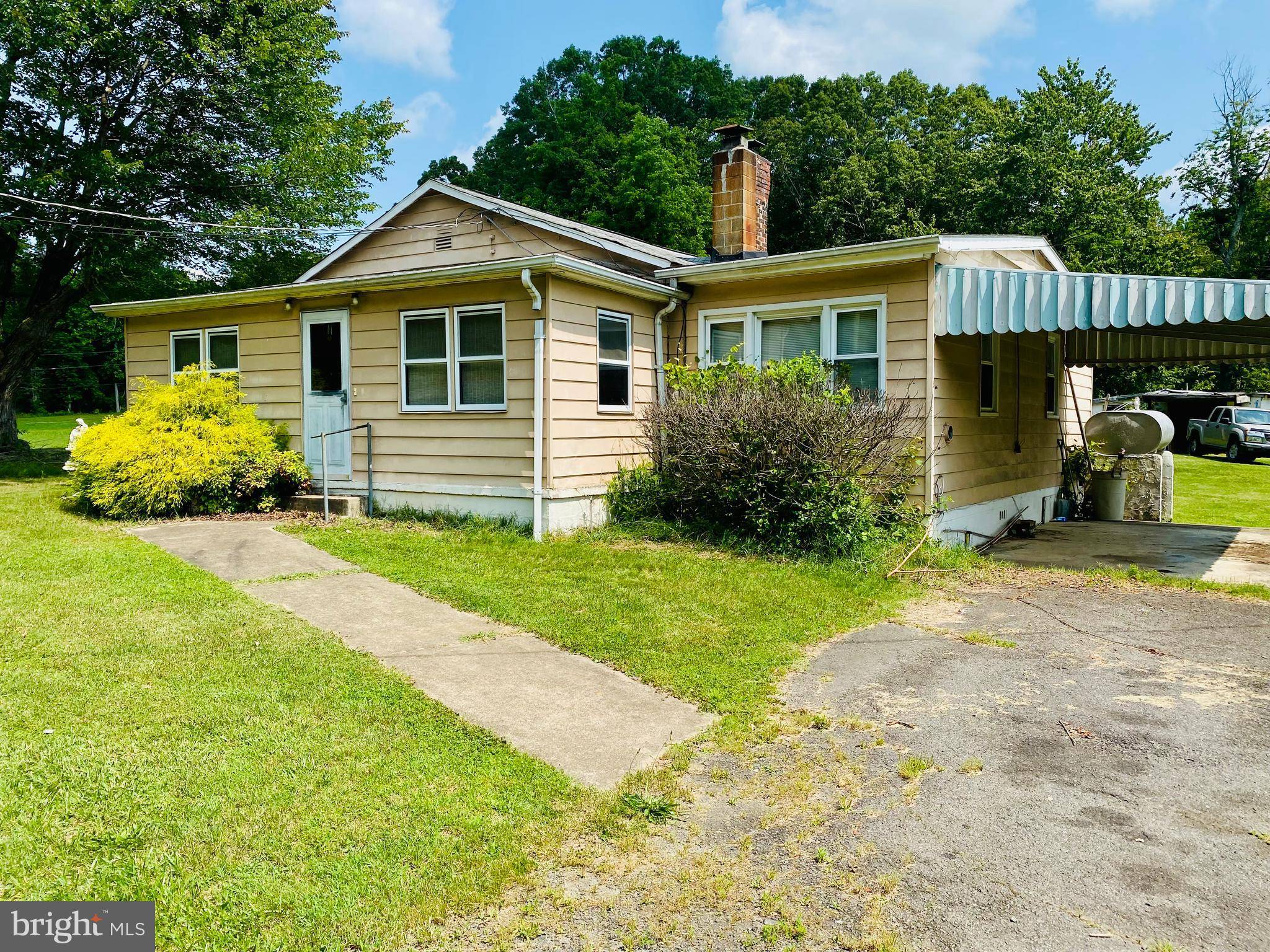 Triangle, VA 22172,17341 JOPLIN RD