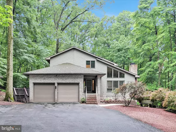 365 N RIDGE RD, Reinholds, PA 17569