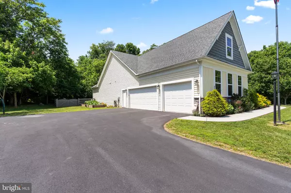 Hedgesville, WV 25427,286 VARICK TRL