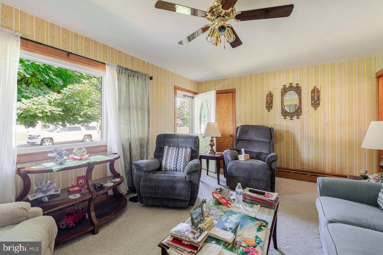 Elkton, VA 22827,205 LEWIS AVE