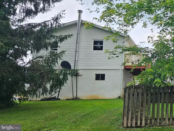 Romney, WV 26757,449 & 451 HARMISON LN