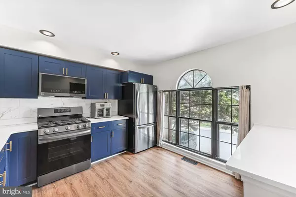 West Chester, PA 19382,3204 STONEHAM DR #3204