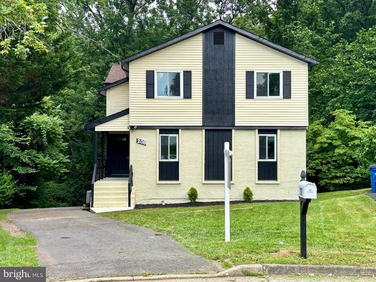 Sterling, VA 20164,208 KEYES CT