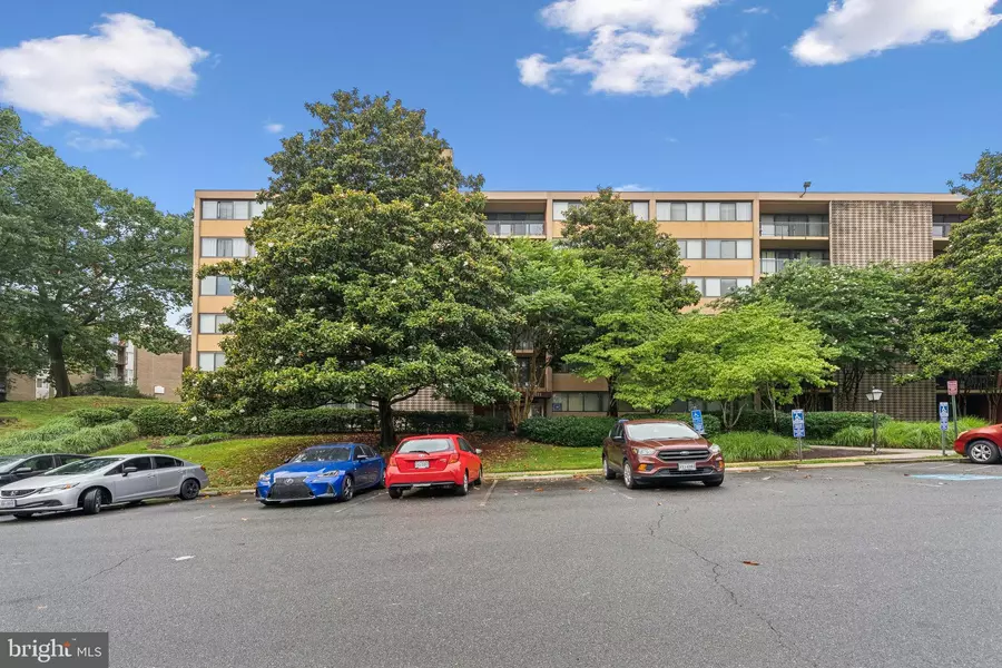 16 S VAN DORN ST #503, Alexandria, VA 22304