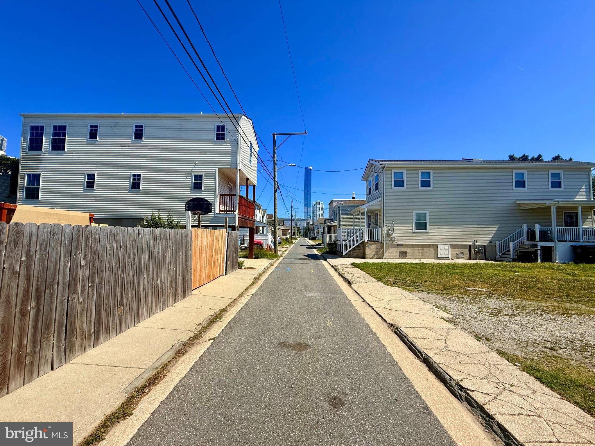 Atlantic City, NJ 08401,131 N CONGRESS AVE