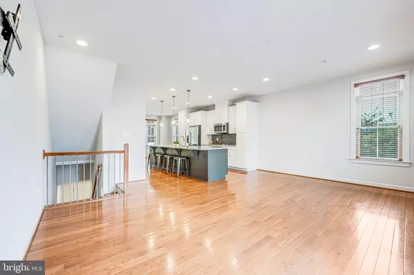 Fairfax, VA 22030,11350 RIDGELINE RD
