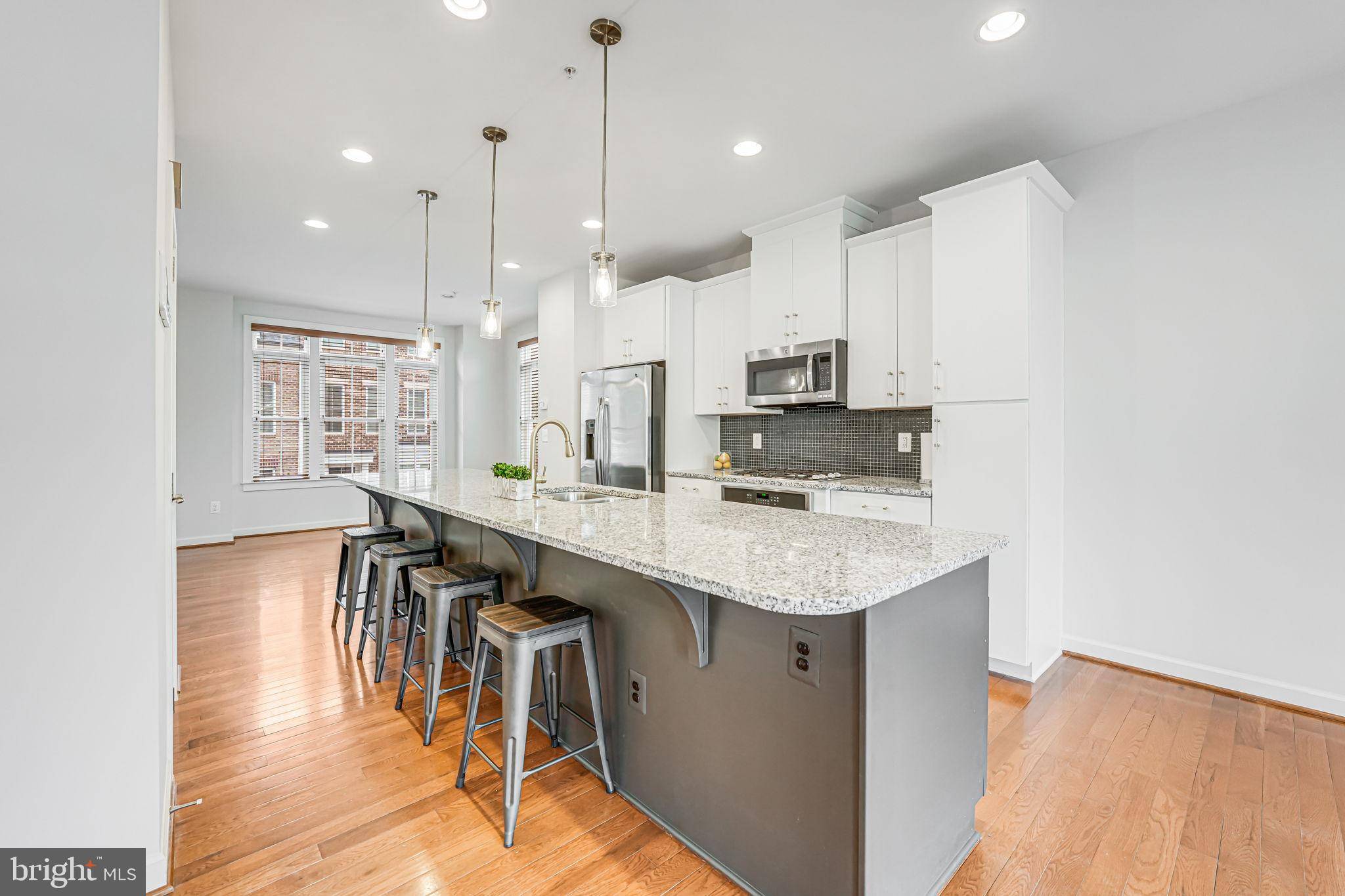 Fairfax, VA 22030,11350 RIDGELINE RD