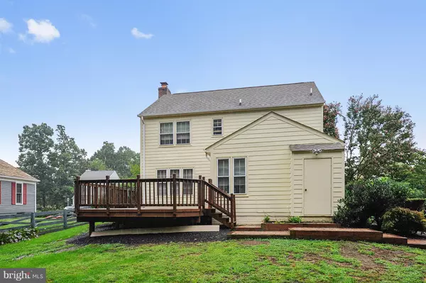 Sterling, VA 20165,4 BENTLEY DR