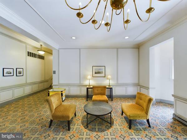Washington, DC 20016,3051 IDAHO AVE NW #123