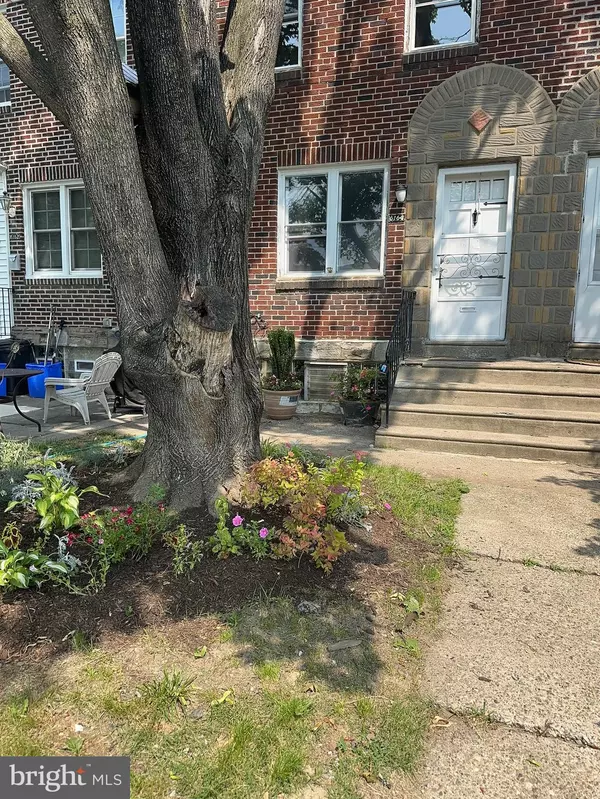 Philadelphia, PA 19135,6164 TACKAWANNA ST