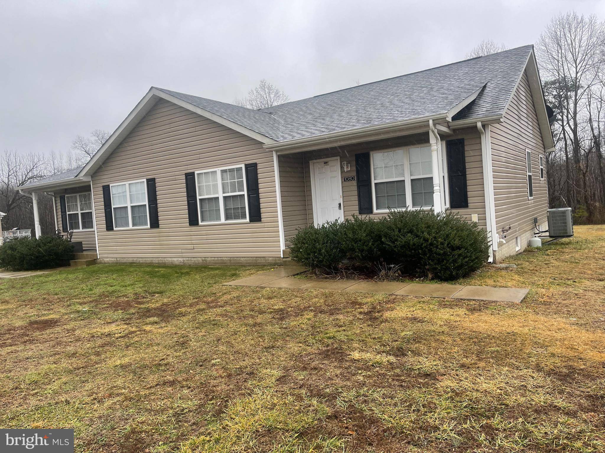 1080 FINCHS HILL ROAD, Warsaw, VA 22572