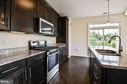 Silver Spring, MD 20906,3911 DOC BERLIN DR #32