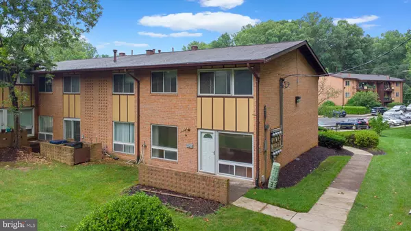 Fairfax, VA 22030,10148 FAIR WOODS DR