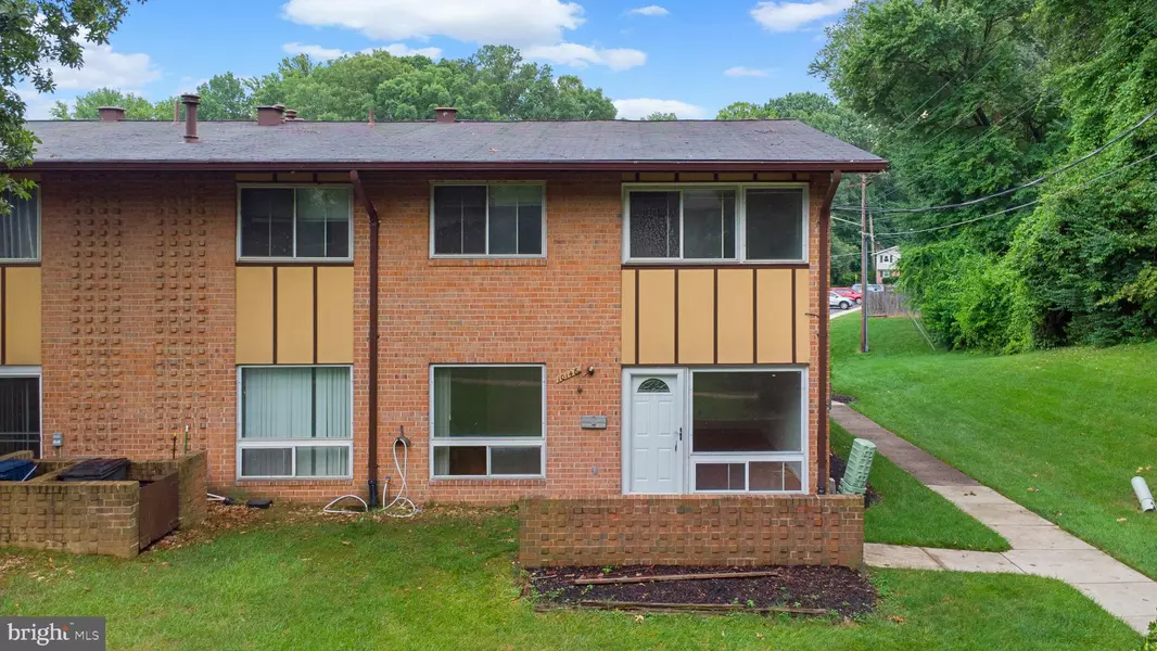 10148 FAIR WOODS DR, Fairfax, VA 22030