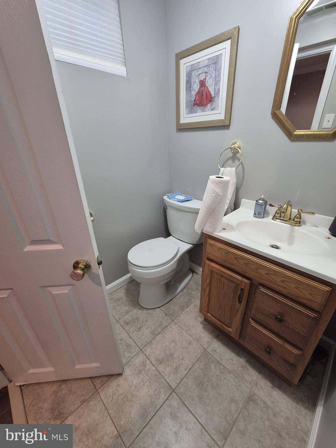 Cinnaminson, NJ 08077,2 GLENVIEW DR