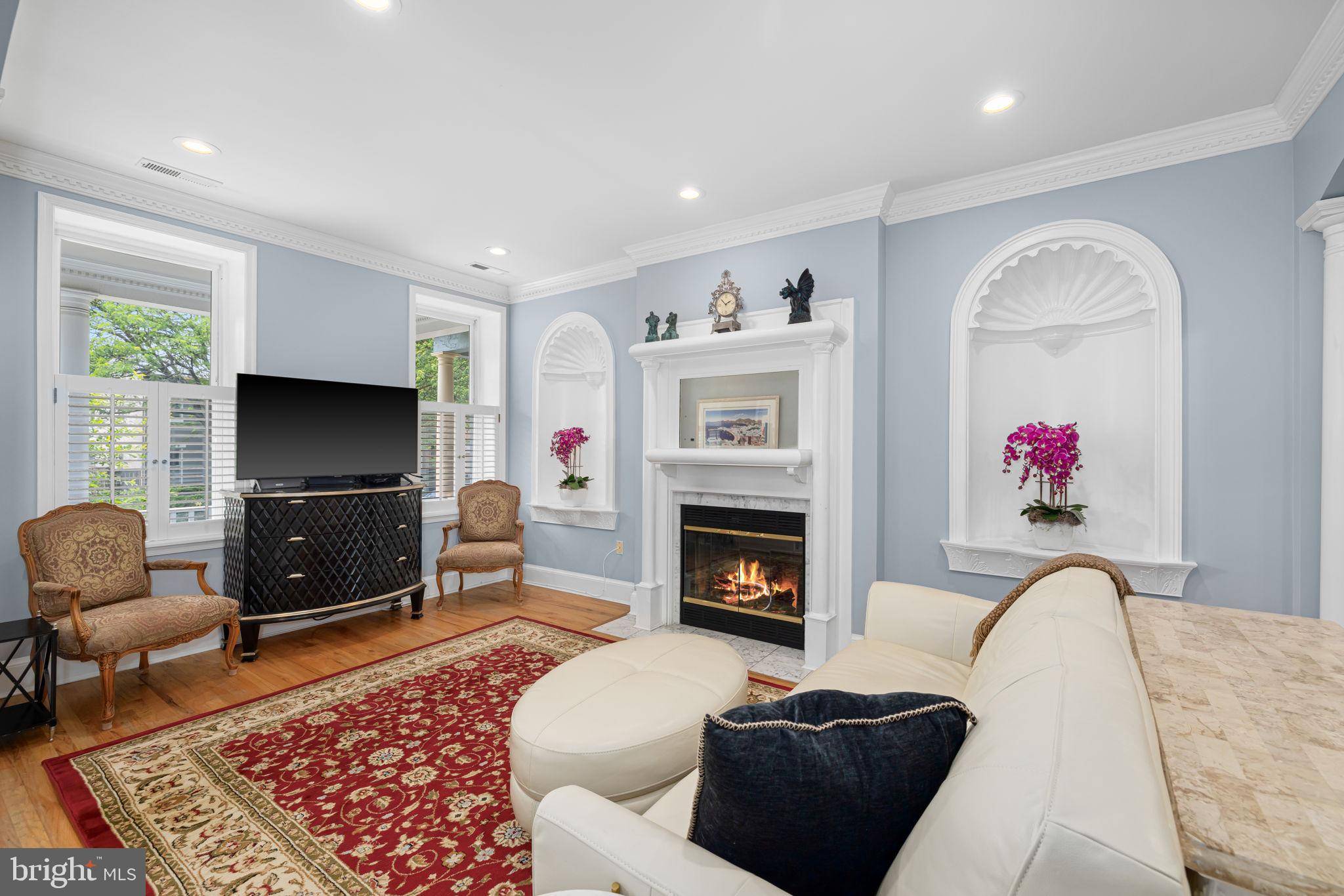 Washington, DC 20003,224 9TH ST SE