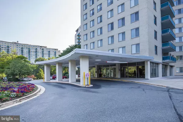 Rockville, MD 20852,10401 GROSVENOR PL #1528