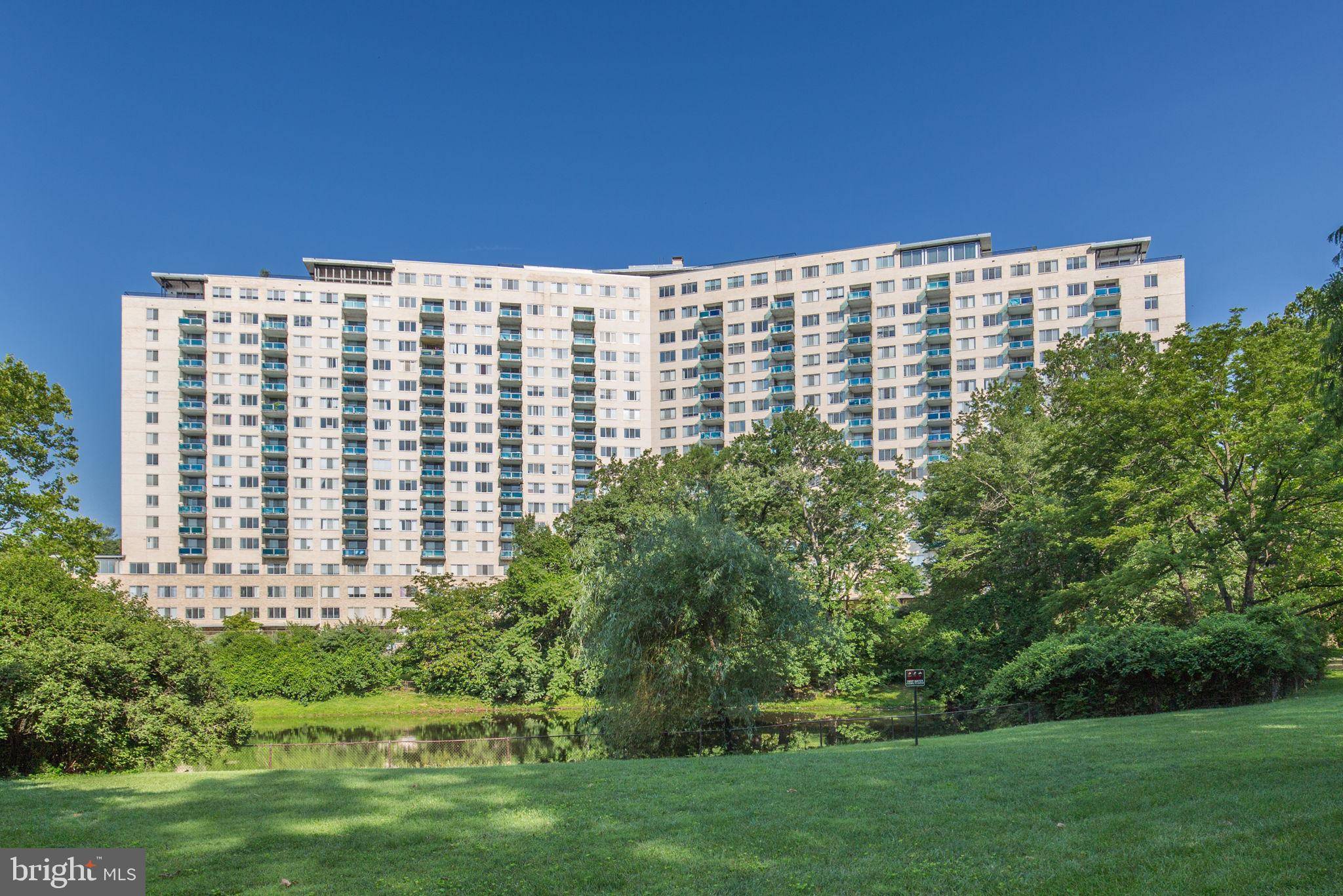 10401 GROSVENOR PL #1528, Rockville, MD 20852