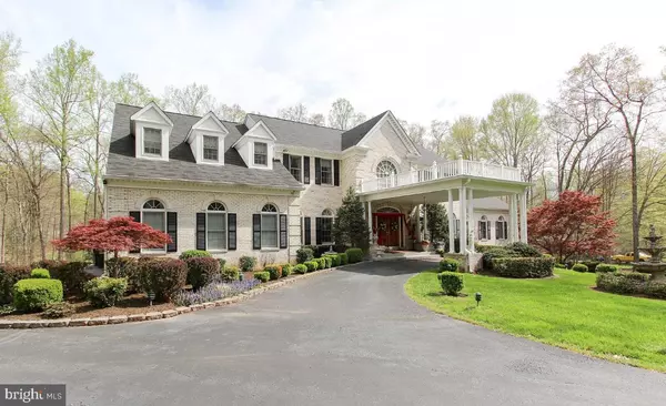 7808 HILL HOUSE CT, Fairfax Station, VA 22039