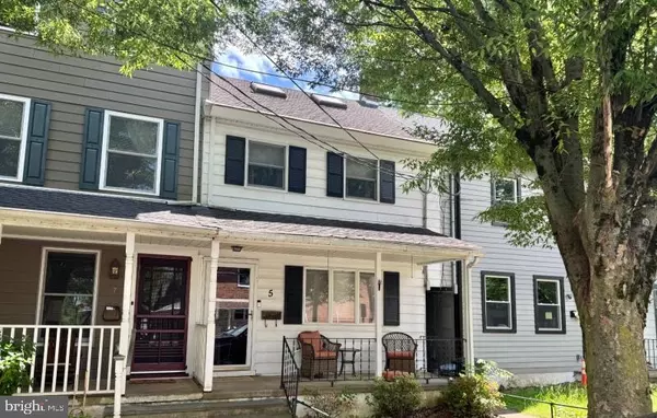 Lambertville, NJ 08530,5 ARNETT AVE