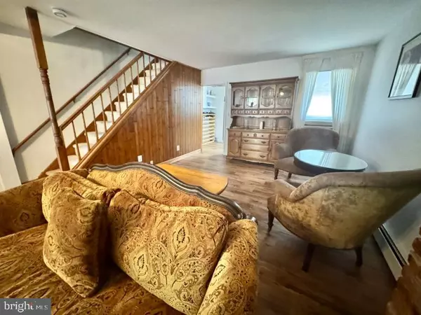 Lambertville, NJ 08530,5 ARNETT AVE