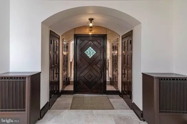 Ewing, NJ 08628,722 RIVER RD