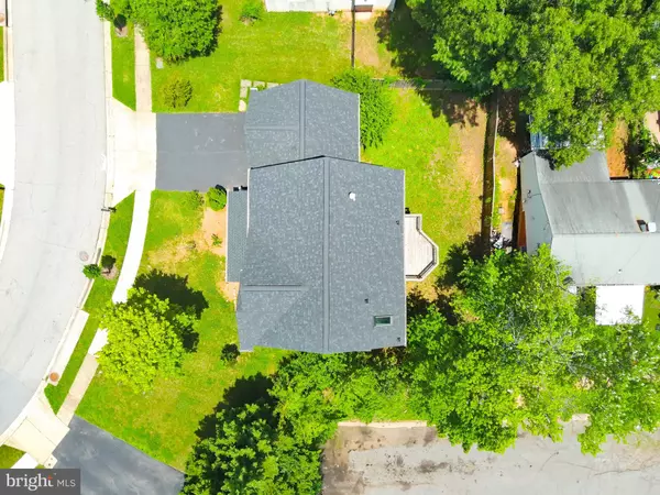 Landover, MD 20785,7403 HAWTHORNE ST