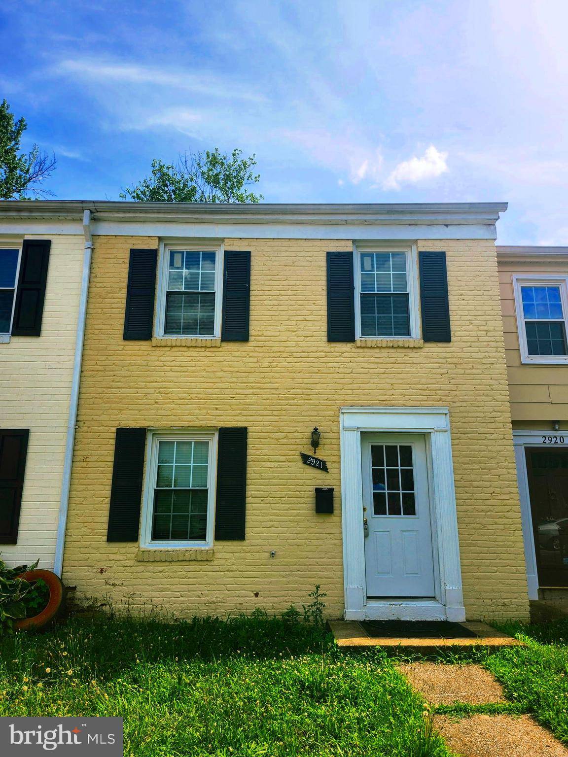 2921 WILLIAMSBURG CT, Woodbridge, VA 22191