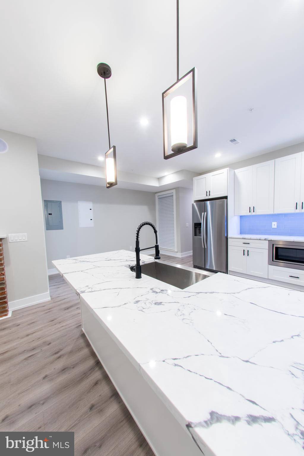 Philadelphia, PA 19125,2219 FRANKFORD AVE #3
